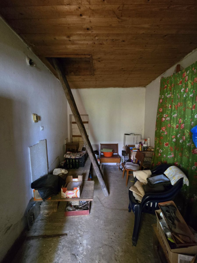 večnamenski prostor - vhod v mansardo